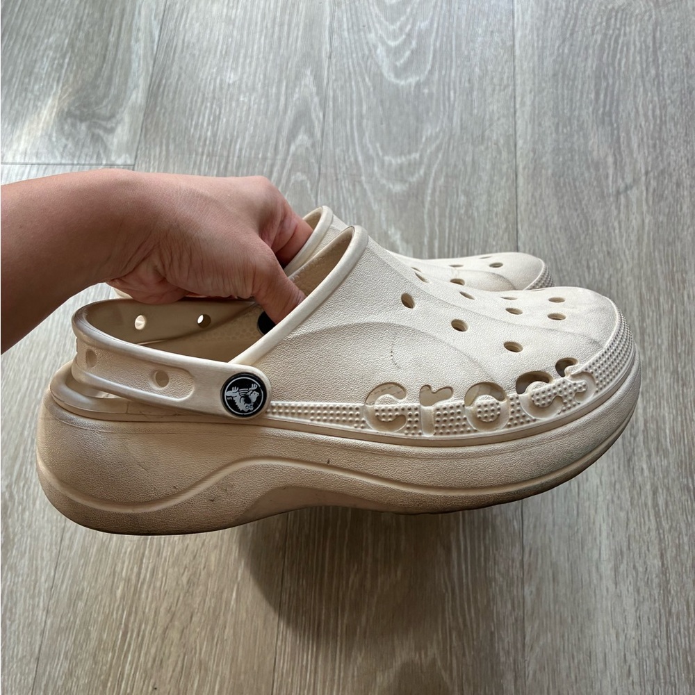 Crocs Platform Clogs - Picture 5 of 5